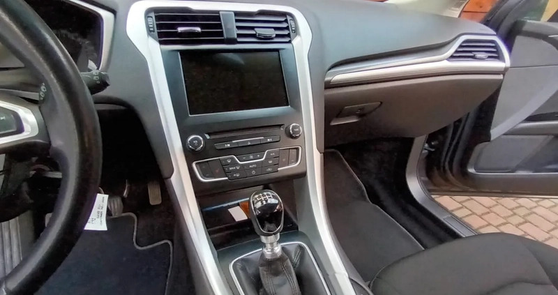 Ford Mondeo cena 66900 przebieg: 103000, rok produkcji 2018 z Polanów małe 121